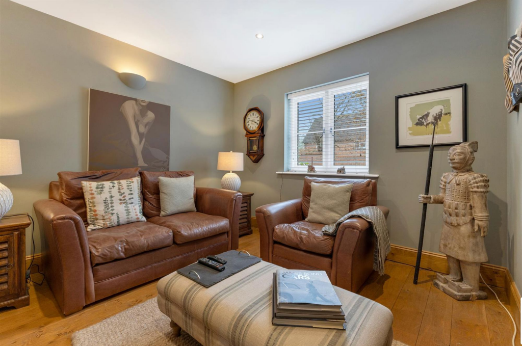 House in Derby - View 5