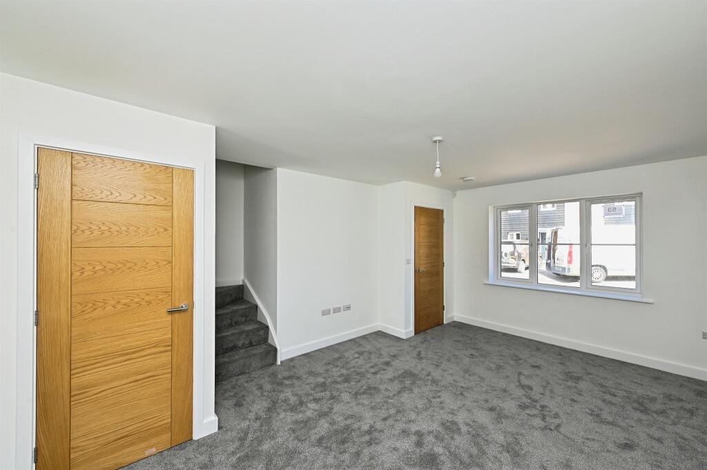 House in Fenland, Leverington - More