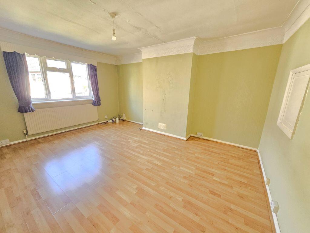 Apartment in London - View 3