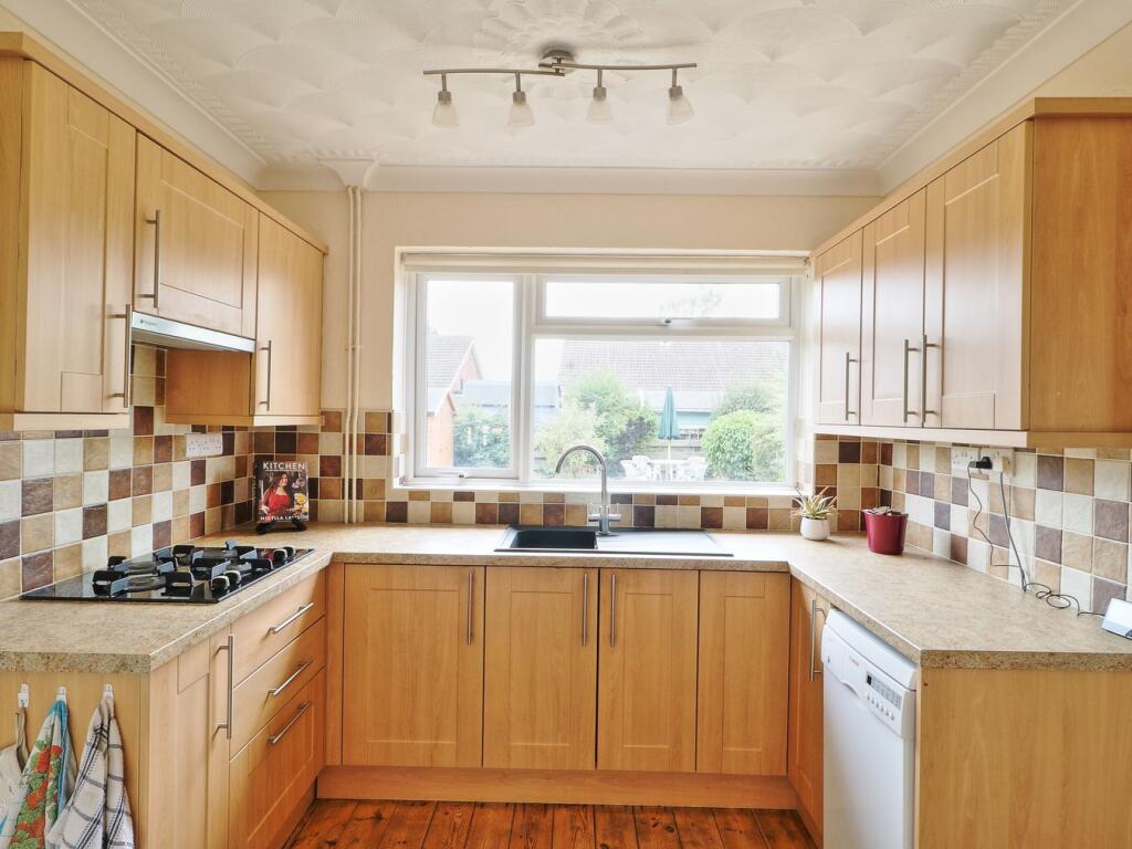 Field Cottage Road, Eaton Socon, St Neots, PE19 photo 4