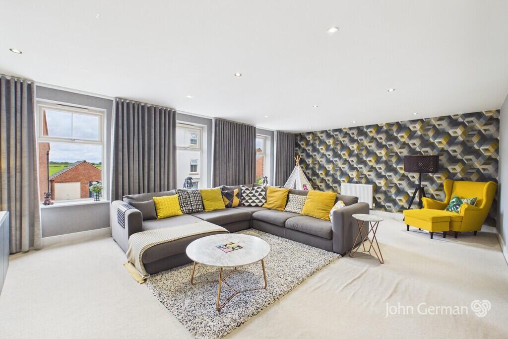 House in Burton-on-Trent, Outwoods - View 3
