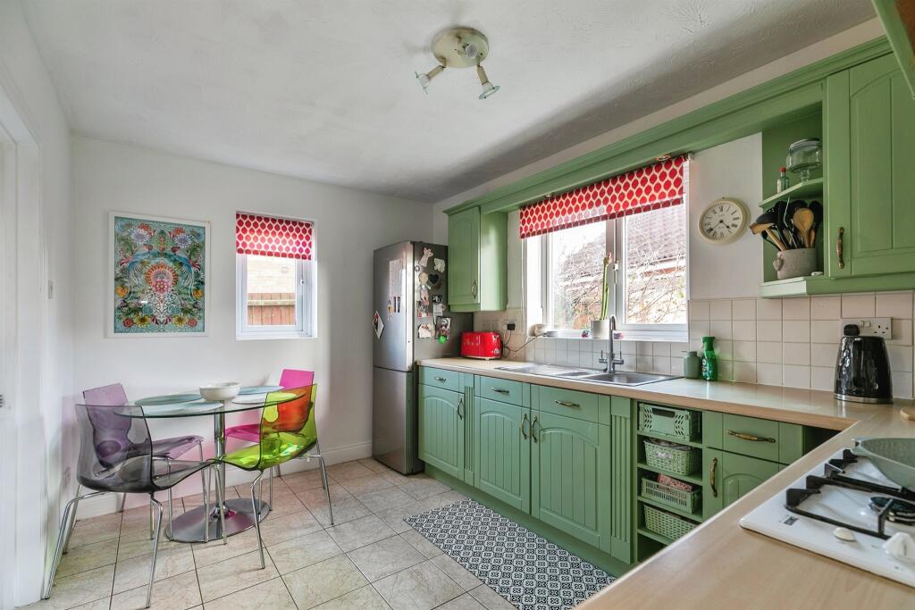 House in Huntingdonshire, Yaxley - View 4
