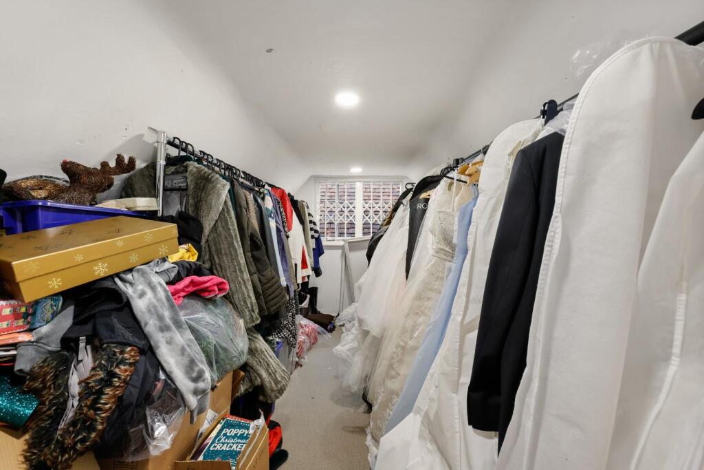 Store