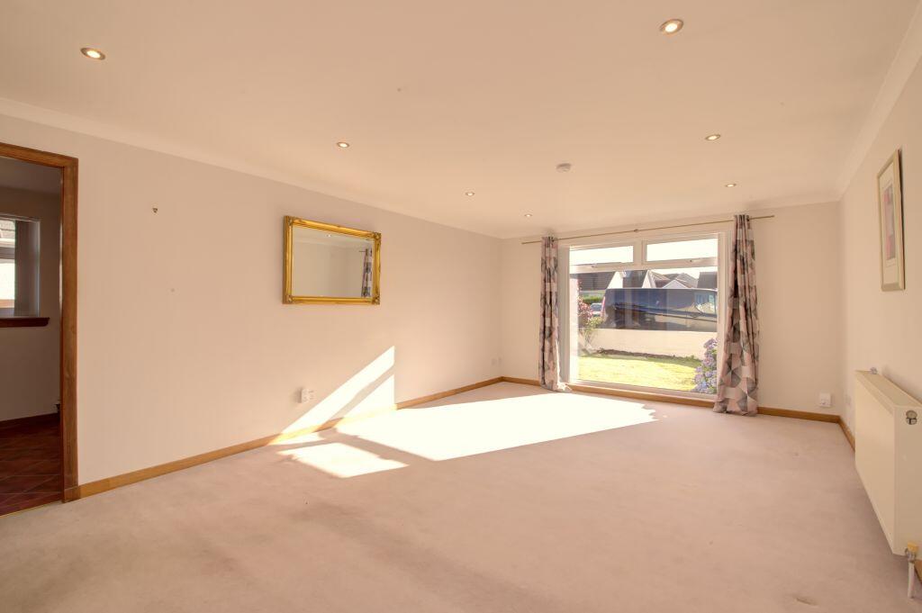 House in Glasgow, East Renfrewshire - View 3