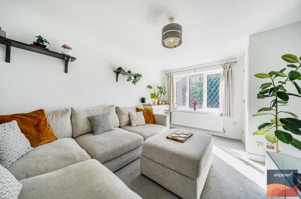 House in Reading - More