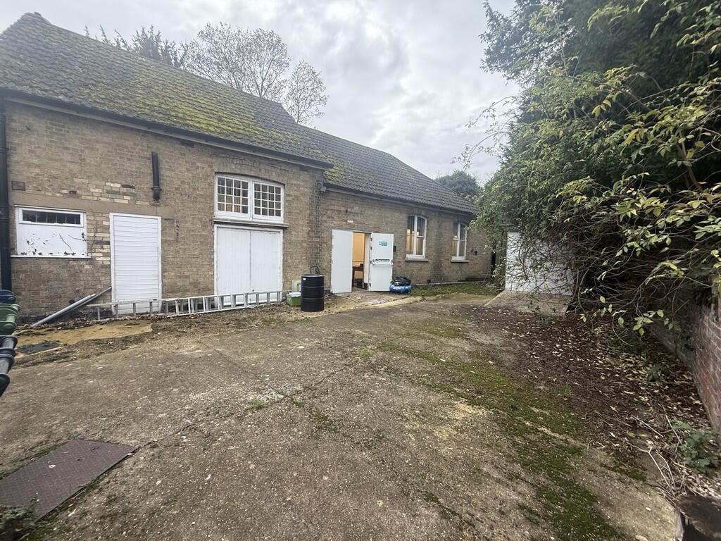 Church Street, Somersham, Huntingdon., PE28 3EG photo 3