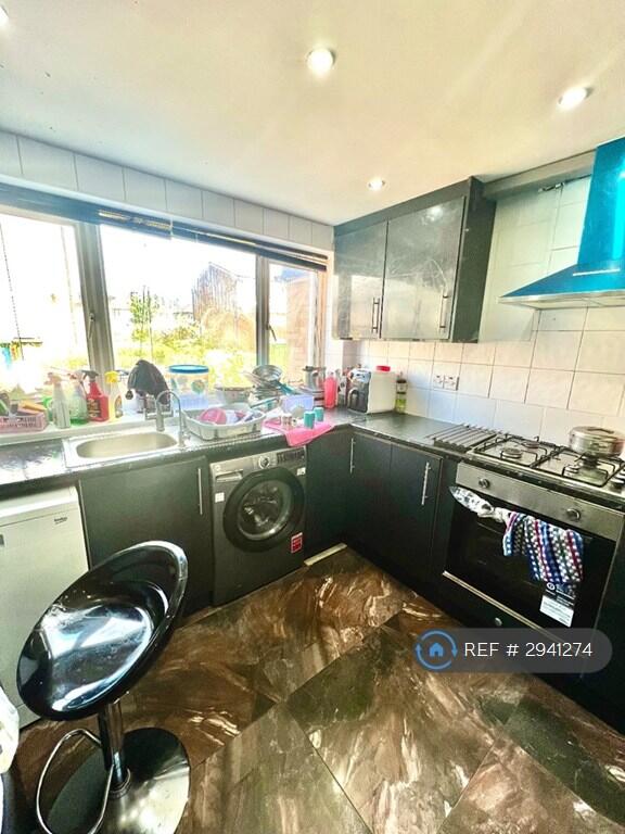 House in Harrow - More