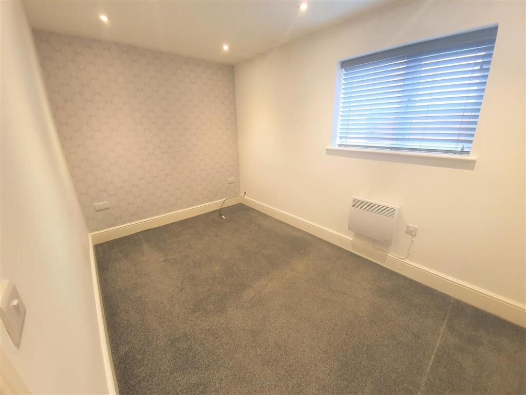 Apartment in Mansfield, Ladybrook - View 4