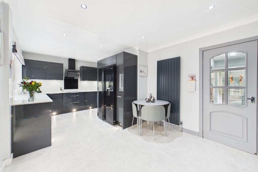 House in Glasgow, North Lanarkshire - View 3