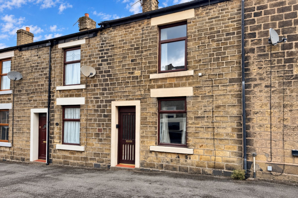 Main image of property: Charles Street, Glossop, SK13