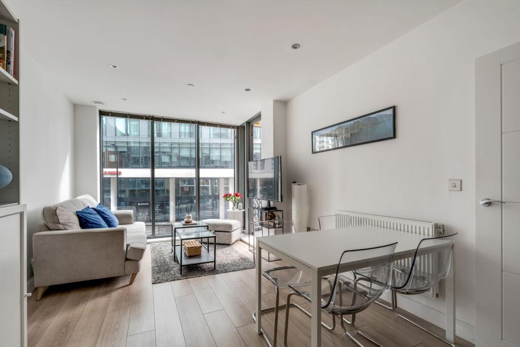 Apartment in Sutton