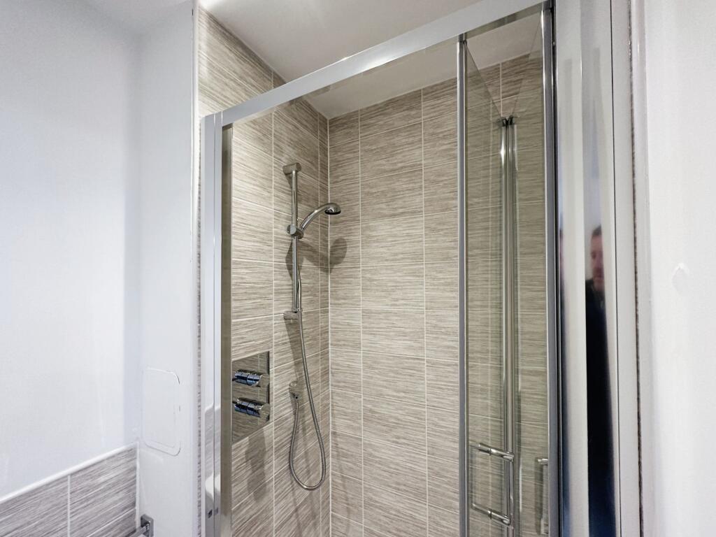 Apartment in Salford, Blackfriars, Ordsall - More