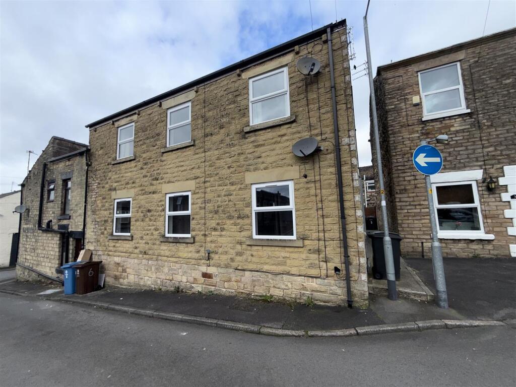 Main image of property: Queen Street, Springhead, Oldham