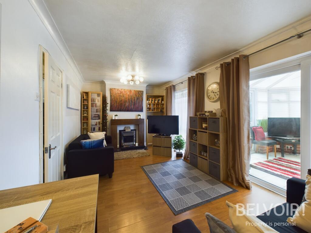 Hill Crescent, Stone, ST15 photo 2