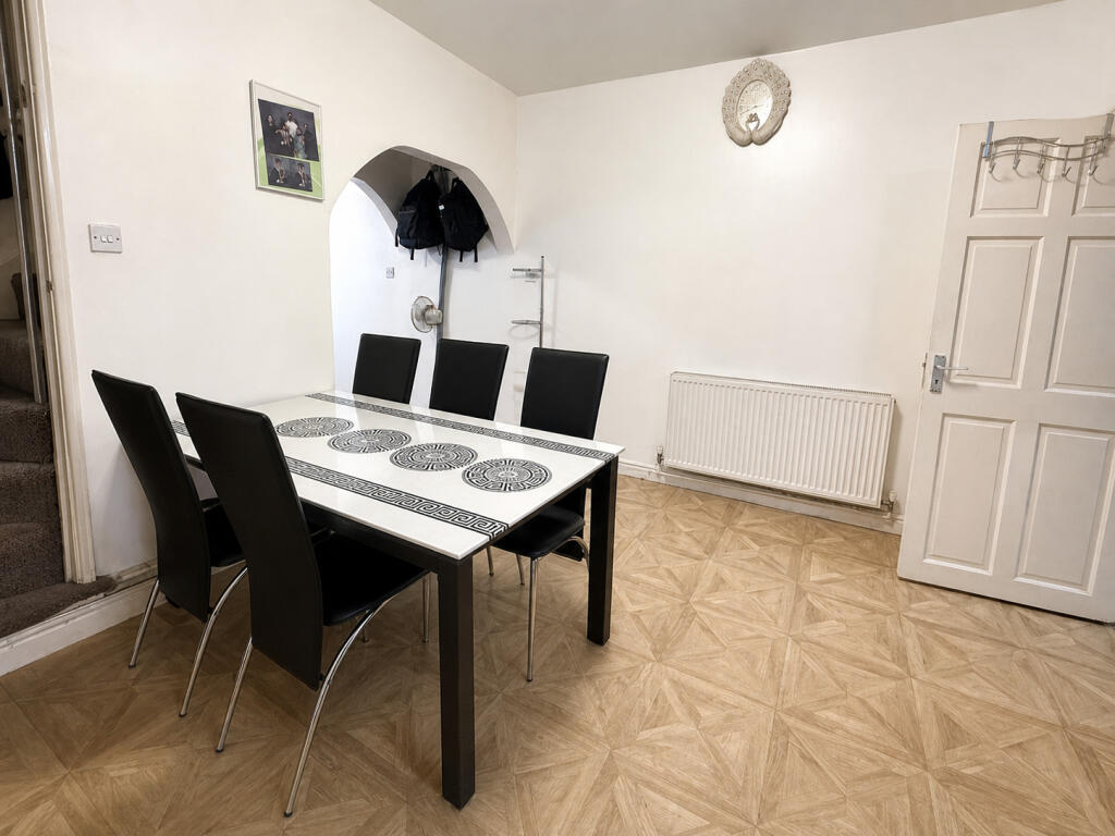 House in Leicester - View 5