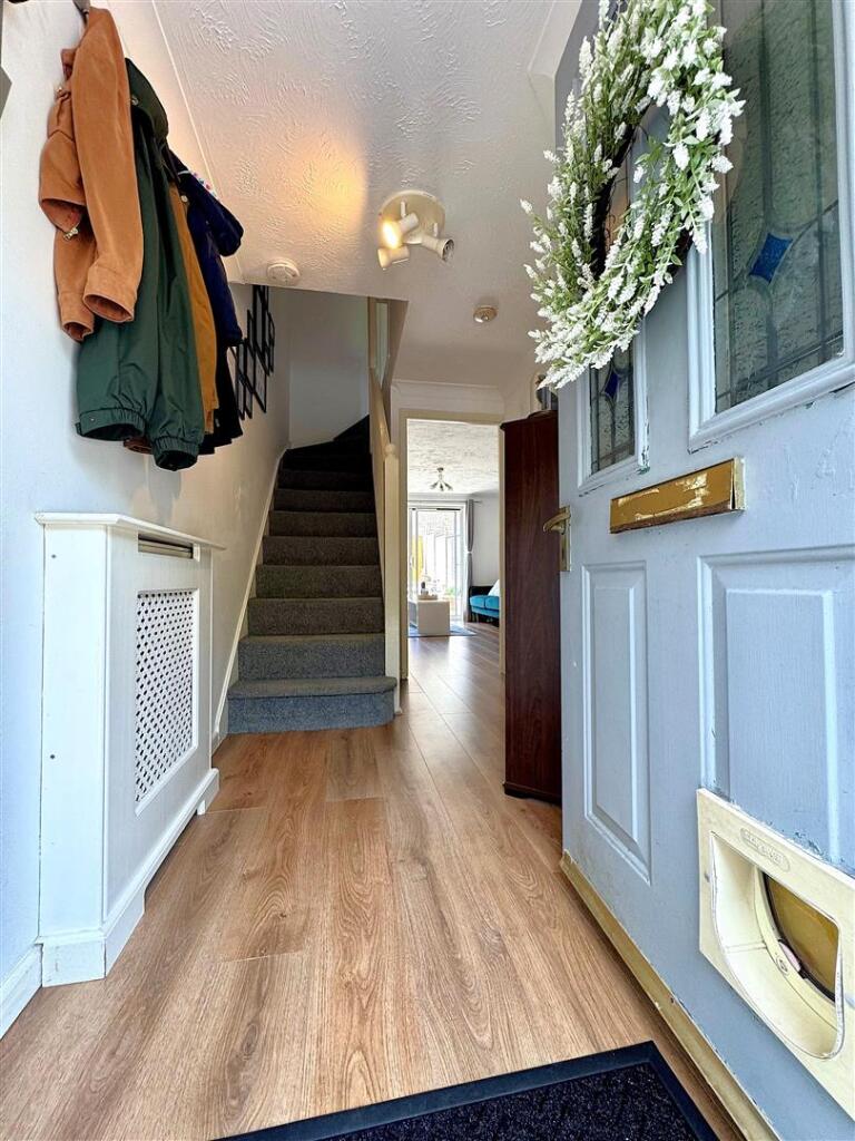 Saffron Way, Whiteley - View 3