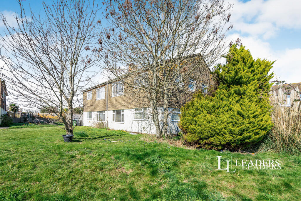 Main image of property: New Barn Lane, North Bersted, Bognor Regis, PO21