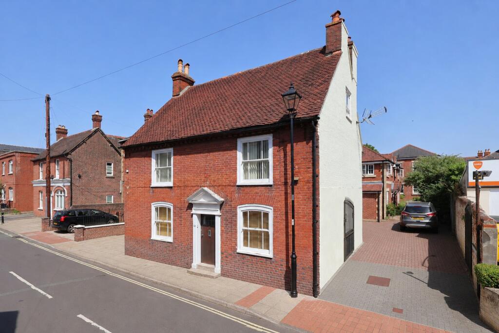 Main image of property: South Street, Havant