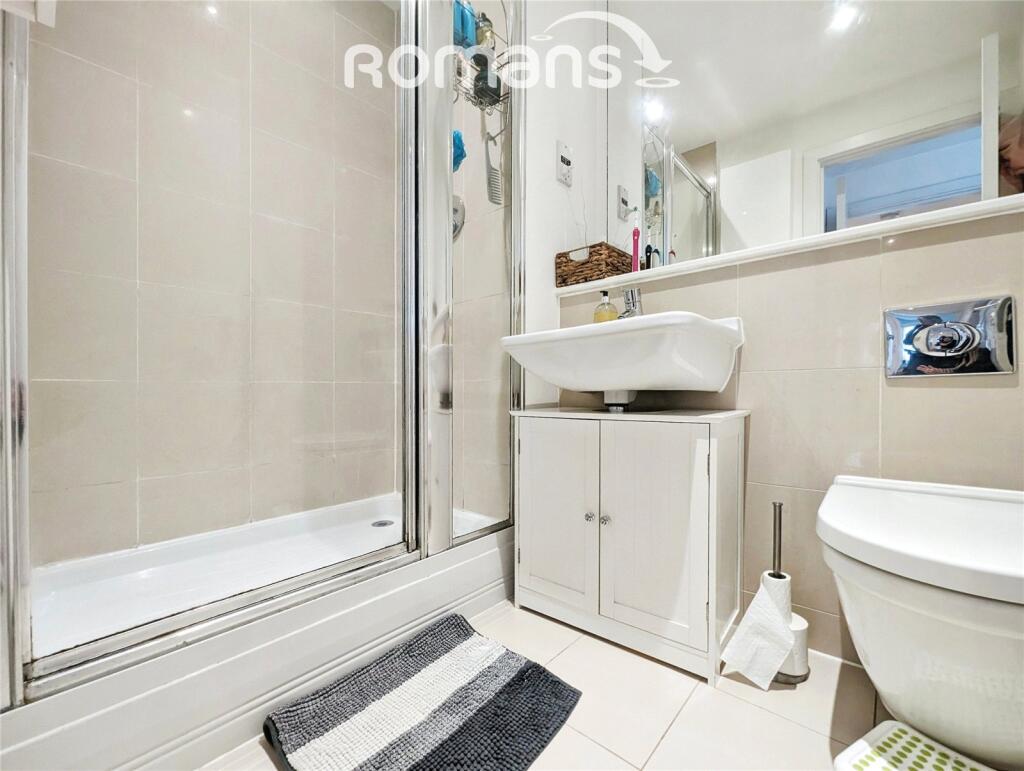 Apartment in Flackwell Heath, Totteridge - More