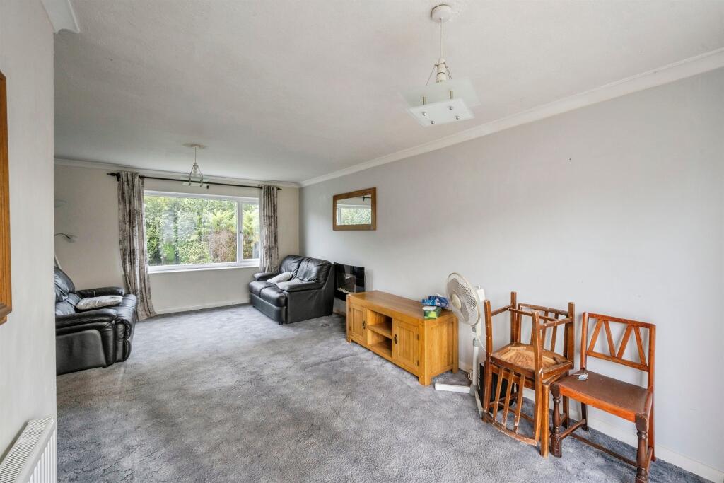 House in Doncaster - View 5