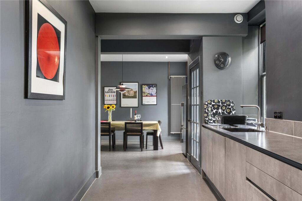 House in Edinburgh, East Lothian - More