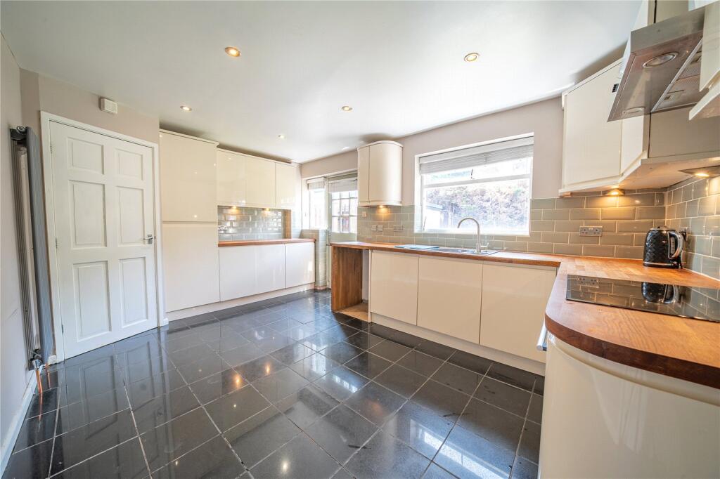 House in Bradford, West Yorkshire - View 2