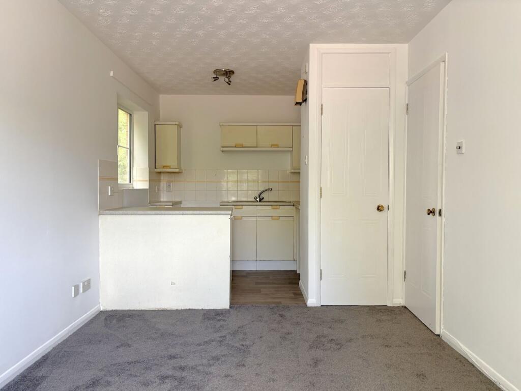 Apartment in Stevenage - View 4