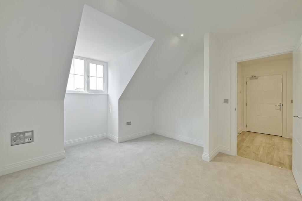 Apartment in Winkfield, Bracknell Forest - View 5