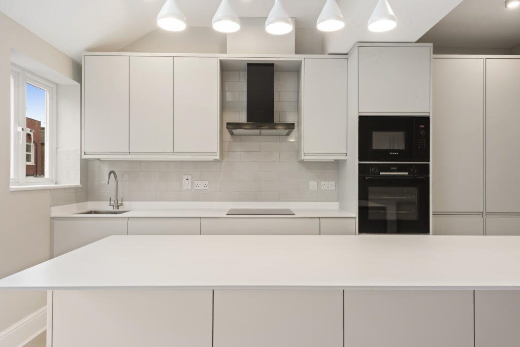 Gassiot Road, SW17 photo 4