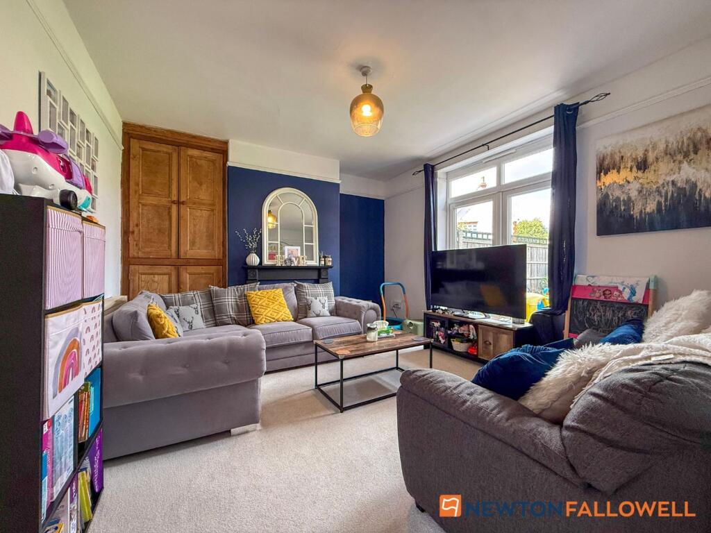 House in Nottingham - View 4