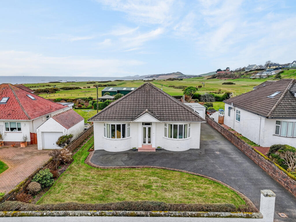 Main image of property: 41 Fullerton Drive, West Kilbride, KA23 9HT
