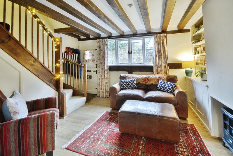 Castle Mews, Cirencester, Gloucestershire photo 2