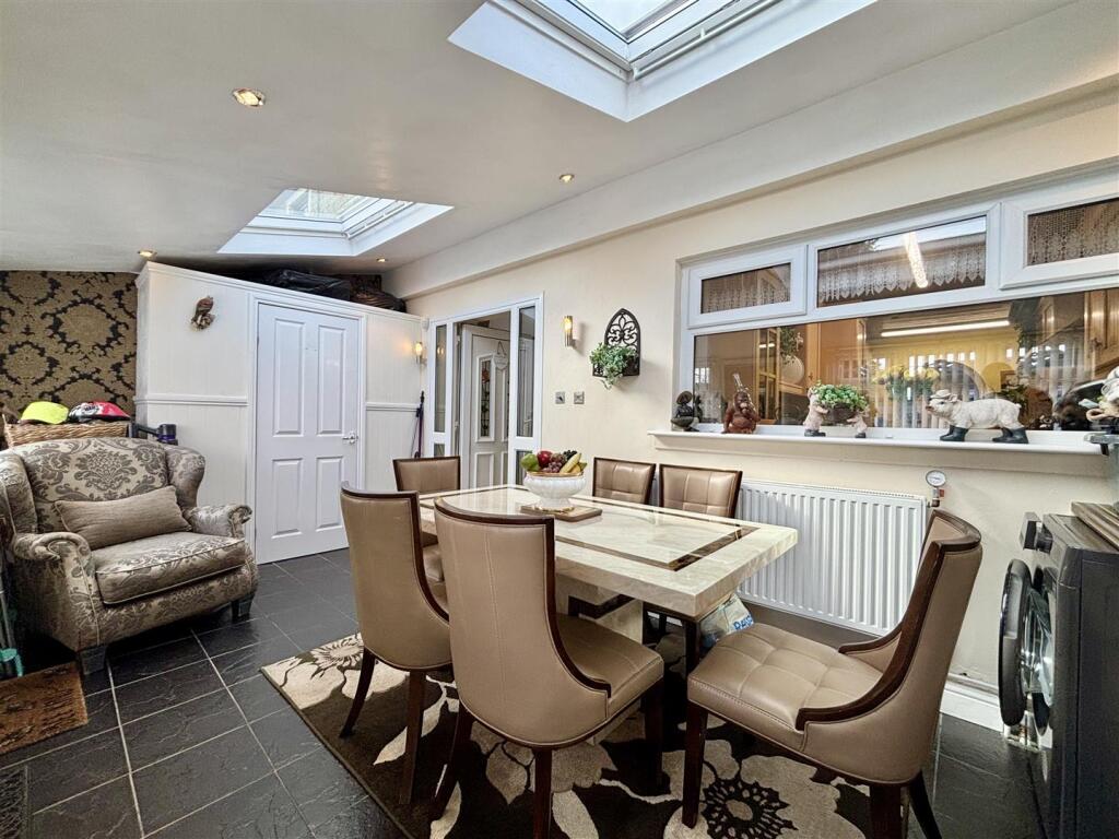 Greenfield Bungalow, Roper Lane, Queensbury – pohled 4