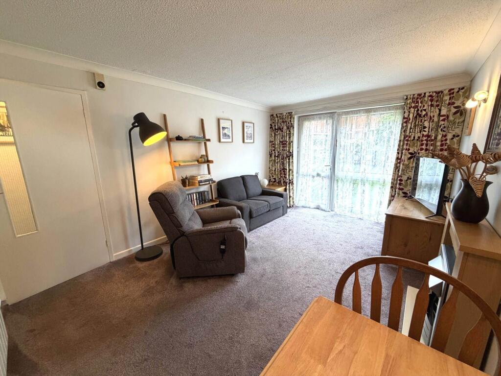 Apartment in Exeter - View 3