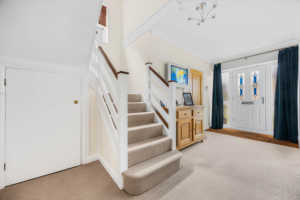 House in Reading, Emmer Green - View 5