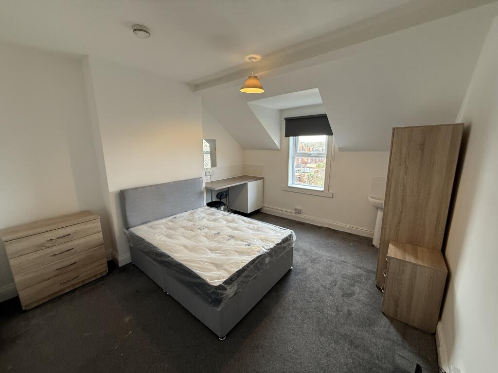 Main image of property: Room 14 208-210 Balby Road, DN4