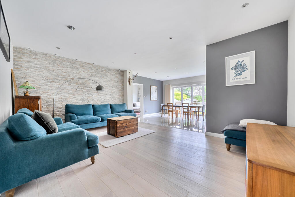 House in Sevenoaks, St John's - View 2
