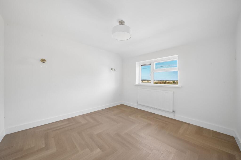House in Vale of White Horse, Drayton - More
