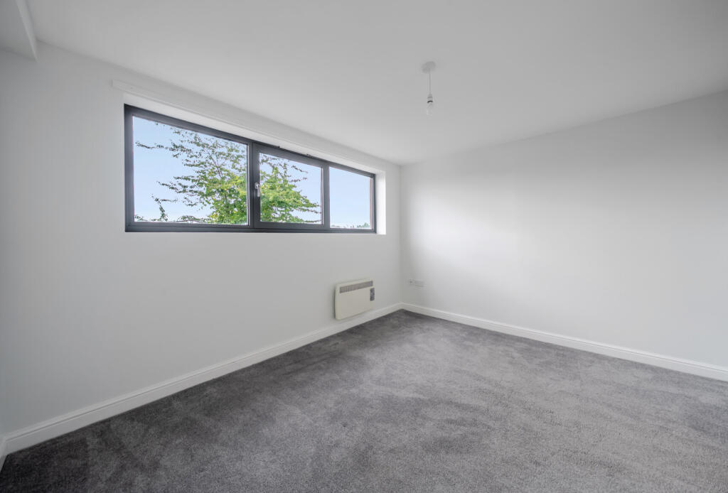 Apartment in Cheltenham, Marle Hill, St Paul’s - View 3