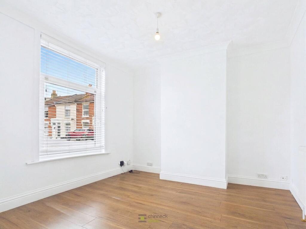 House in Portsmouth - View 5