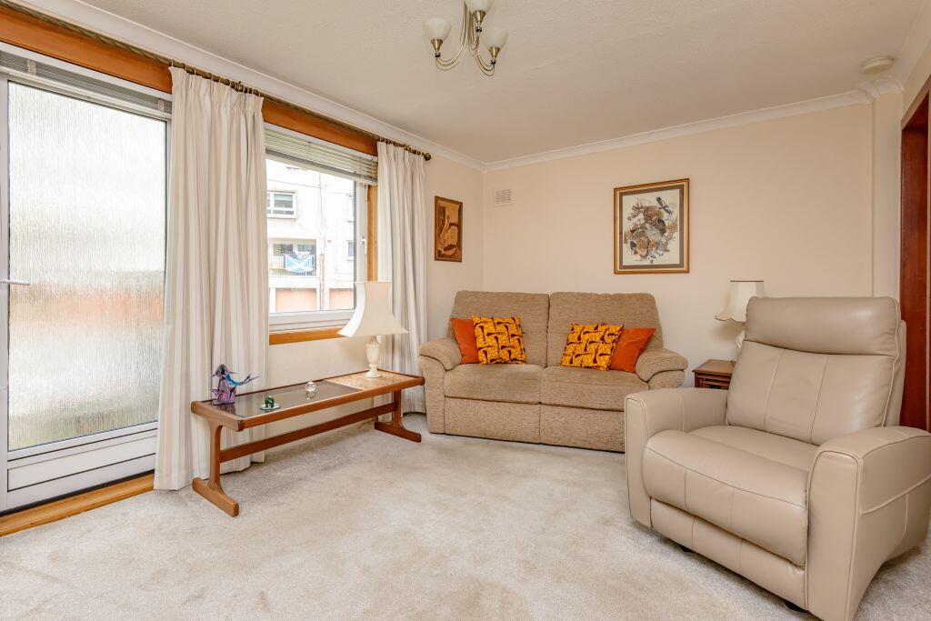 Apartment in Edinburgh, Northfield/Willowbrae - View 2