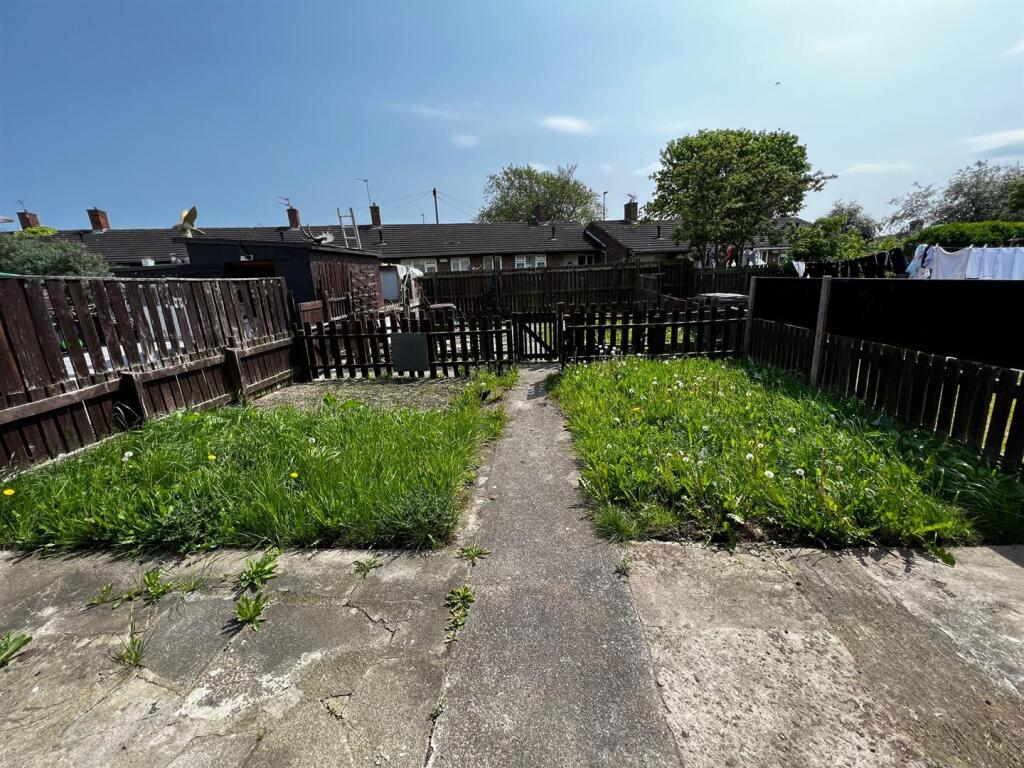 House in Durham, Sherburn Road Estate, Old Durham - View 4