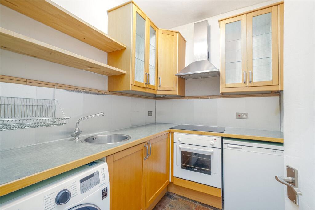 Apartment in London, Finsbury Park - View 2