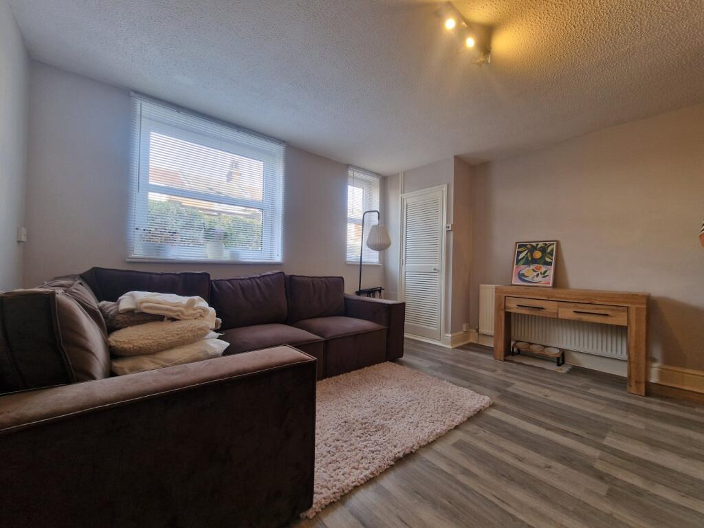Apartment in Portsmouth - More