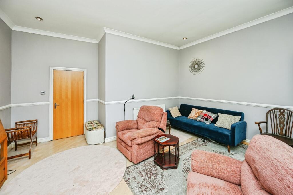 Apartment in Liverpool, Dingle - View 4