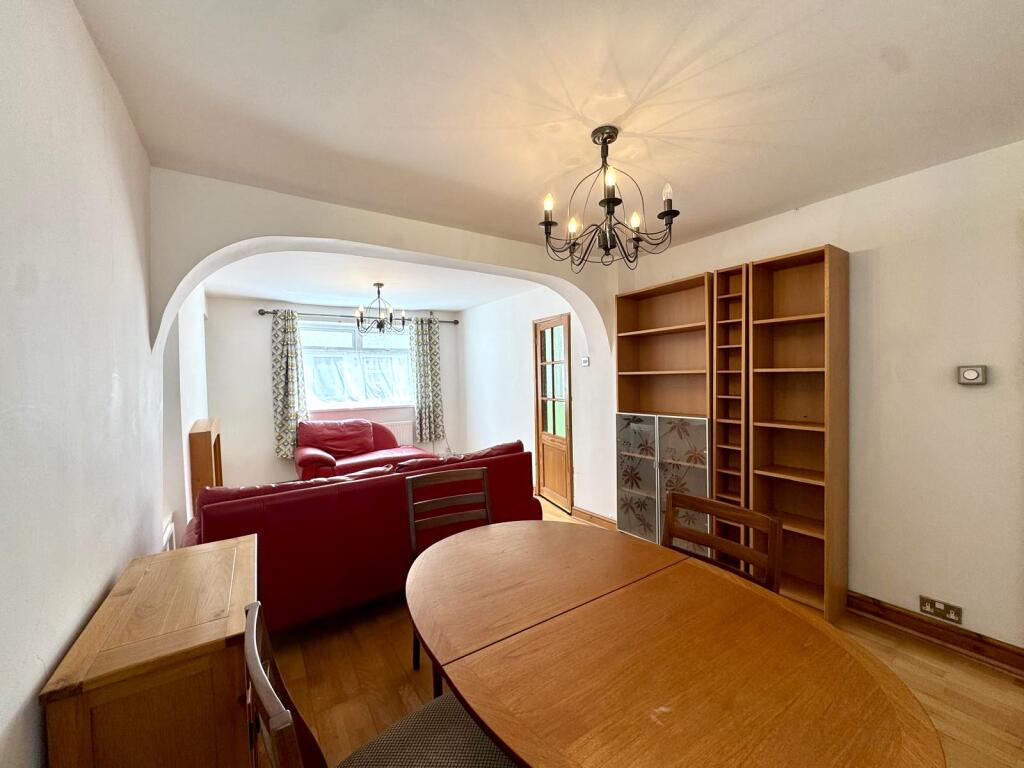 House in Pant, Pen-y-wern, Dowlais - View 6
