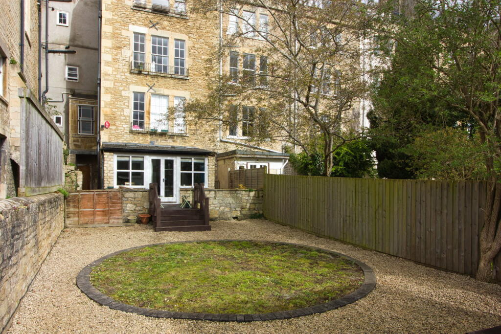 Main image of property: Kensington Place, Bath, BA1 6AW