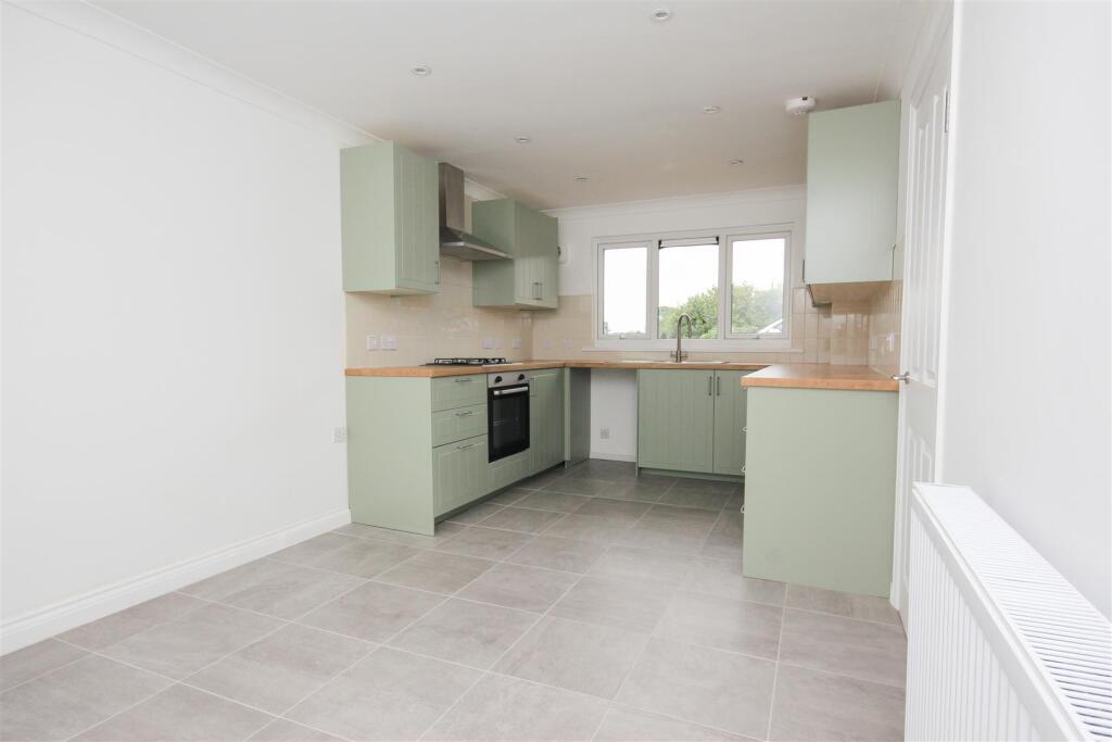 House in Wellingborough, Wendel View - View 2