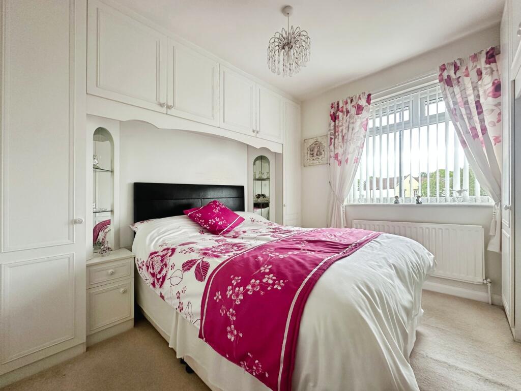 Kenton Road, Gosforth, Newcastle upon Tyne, NE3 photo 4
