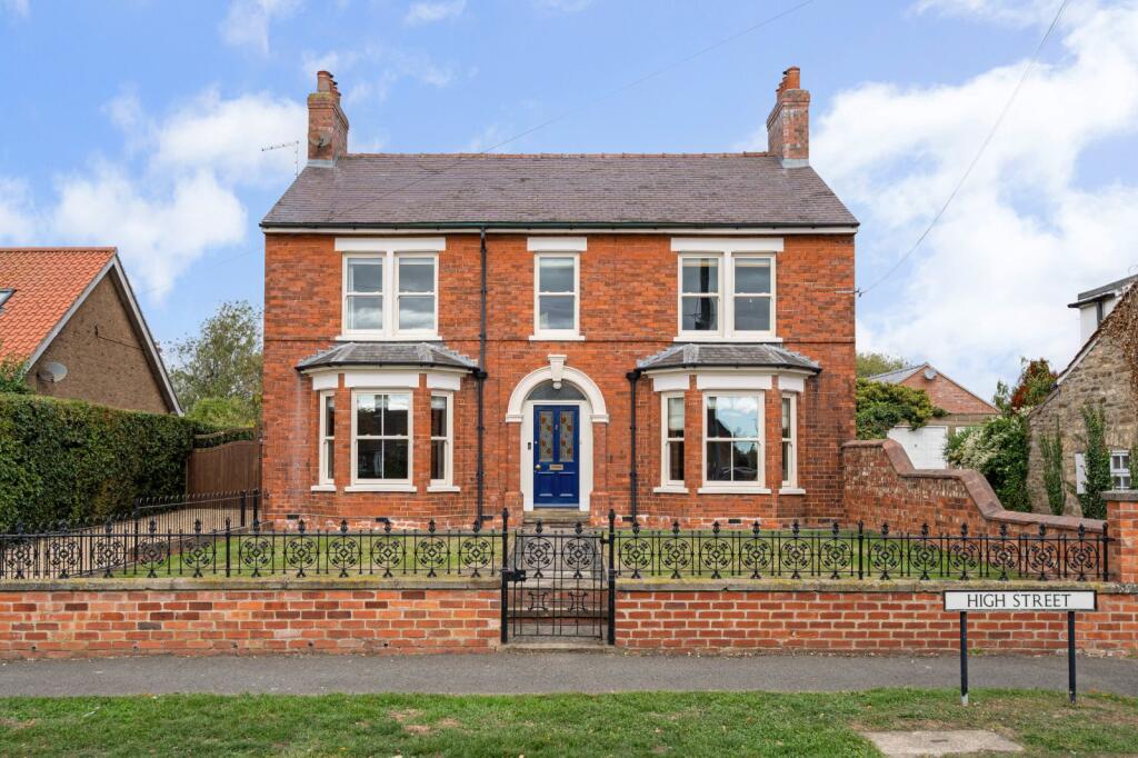 House in West Lindsey, Ingham Cliff, Ingham - View 2
